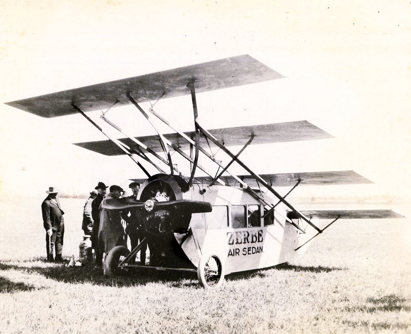 Illustration for article titled 15 Early Airplanes With More Wings Than a Bucket of Fried Chicken